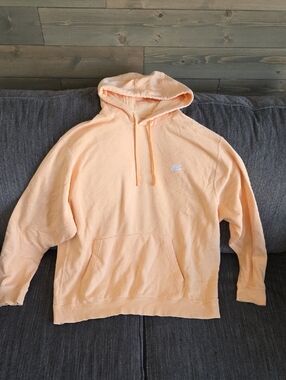 Nike Men’s Peach Hoodie Sweatshirt